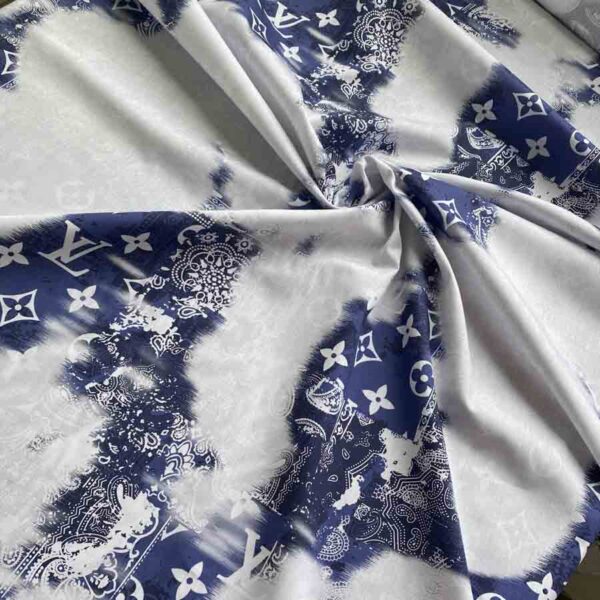 Louis Vuitton Cotton Fabric for sale - Image 2